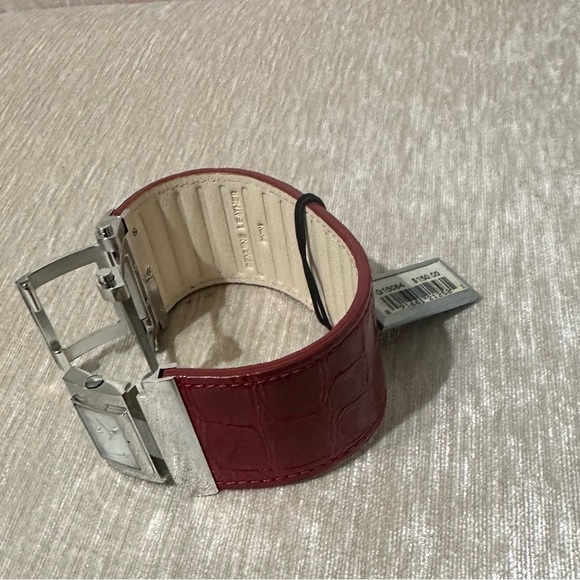 Gc Guess Collection Red Leather Signature Watch. - Picture 2 of 9